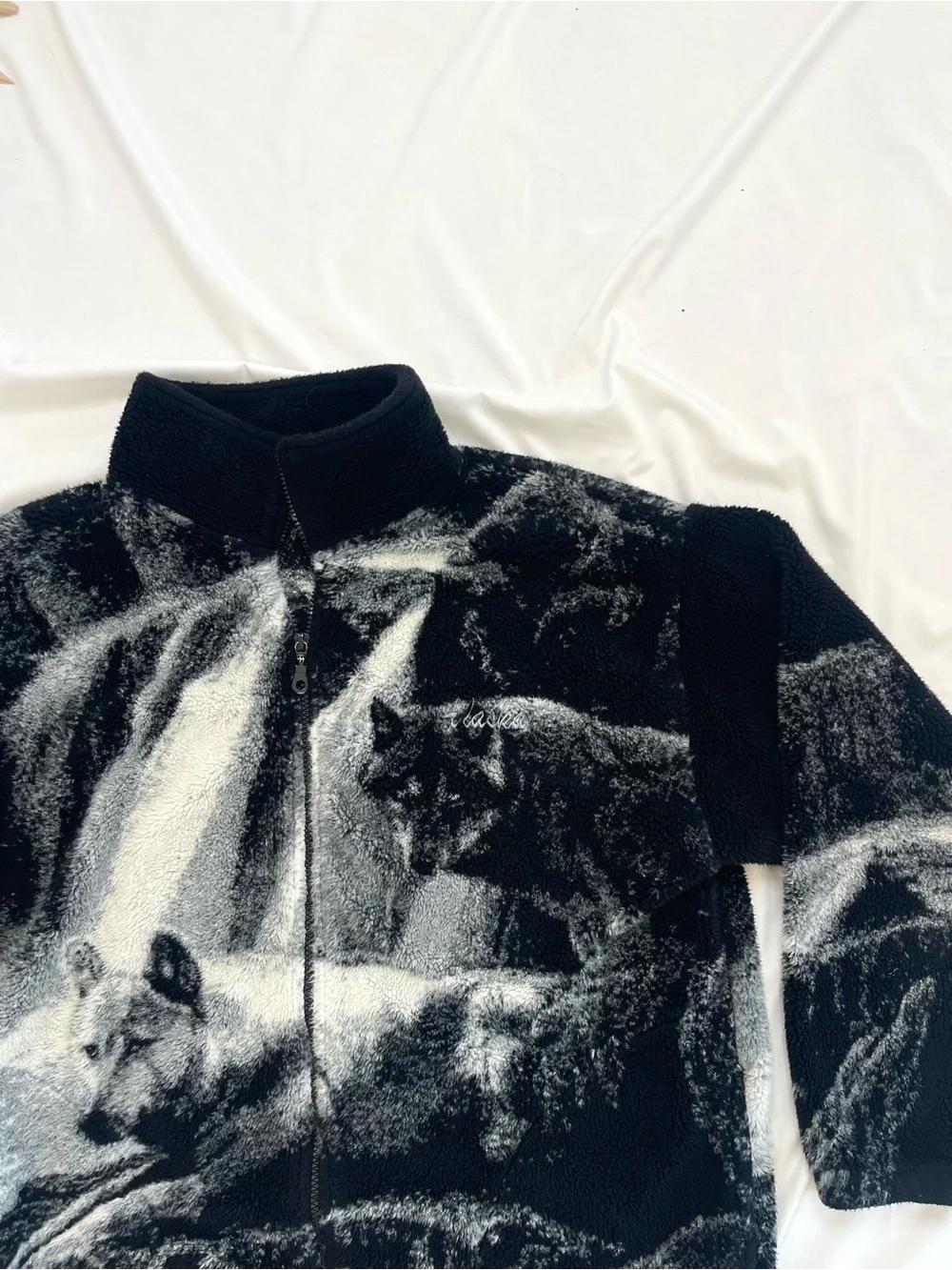 Vintage Caribou Crossings Wolf Wolves Alaska Fleece All Over Print Sherpa Jacket - Picture 3 of 8